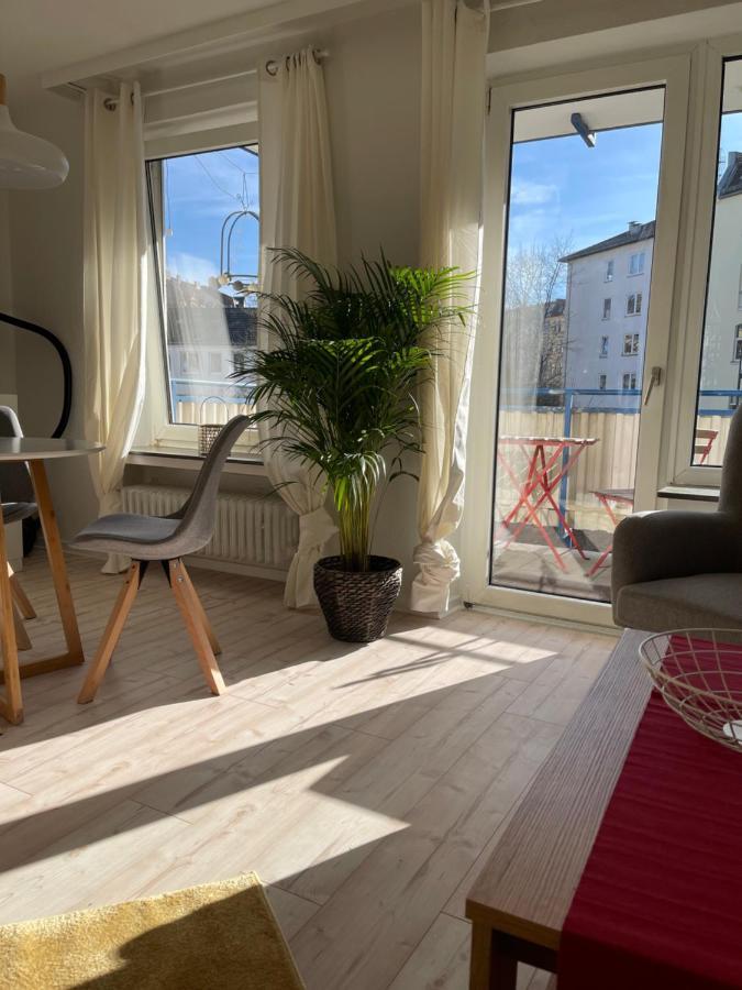 Ruhige Wohnung Mit Parkplatz, Charmantes Viertel Kassel Exteriör bild
